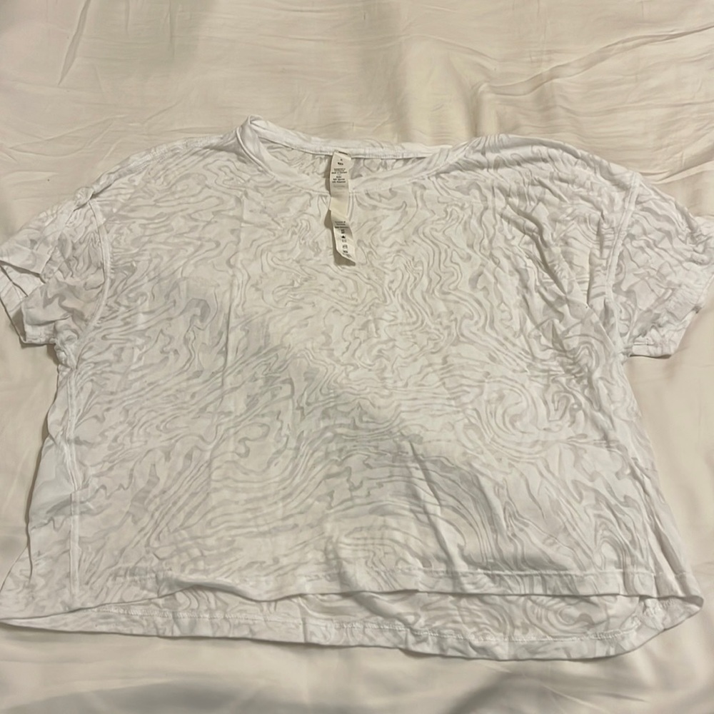 Lululemon white top